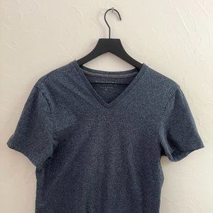 Banana Republic Pima Performance V-Neck Tee